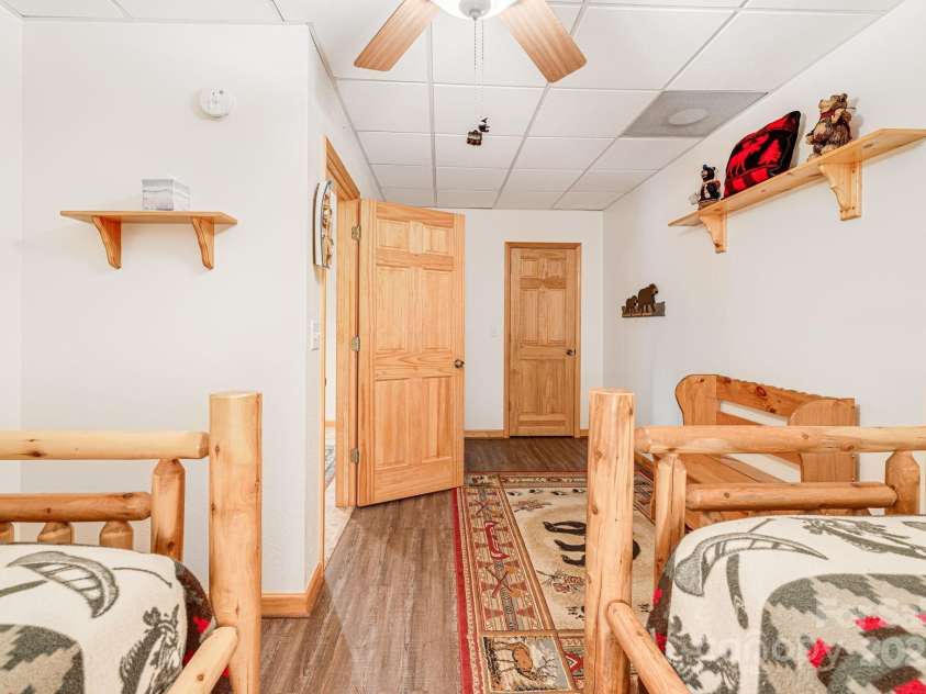 127 Lazy Creek Lane, Murphy, NC 28906.  MLS# CAR4177413, YatesRealty ID 1896. 