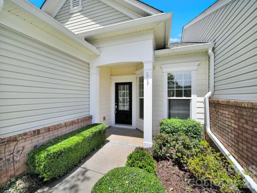 28129 Song Sparrow Lane, Fort Mill, SC 29707.  MLS# CAR4257689, YatesRealty ID 1896. 
