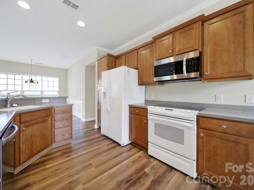 28129 Song Sparrow Lane, Fort Mill, SC 29707.  MLS# CAR4257689, YatesRealty ID 1896. 