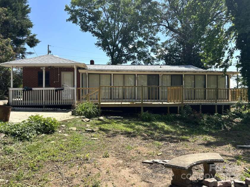 1526 Chase High Road, Forest City, NC 28043.  MLS# CAR4254382, YatesRealty ID 18960. 