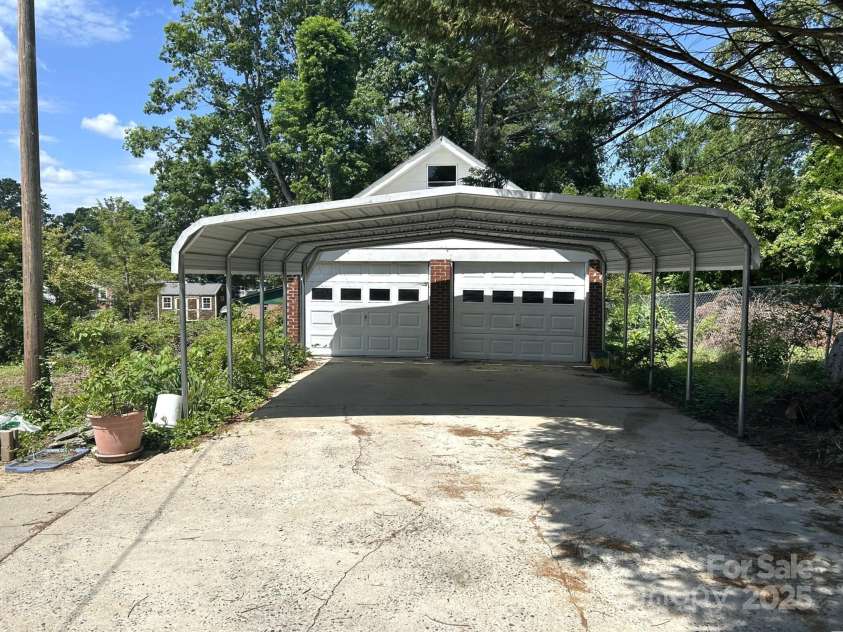 1526 Chase High Road, Forest City, NC 28043.  MLS# CAR4254382, YatesRealty ID 18960. 