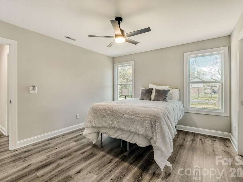 600 Bethpage Road, Kannapolis, NC 28081.  MLS# CAR4356034, YatesRealty ID 18964. Enjoy ceiling fans in all bedrooms