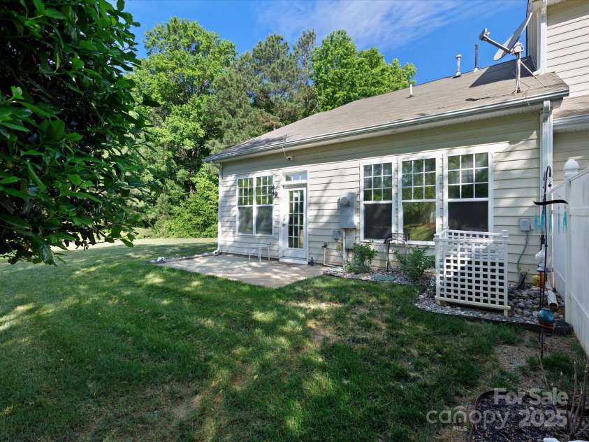 1219 Crown Vista Drive, Fort Mill, SC 29707.  MLS# CAR4254601, YatesRealty ID 18965. 