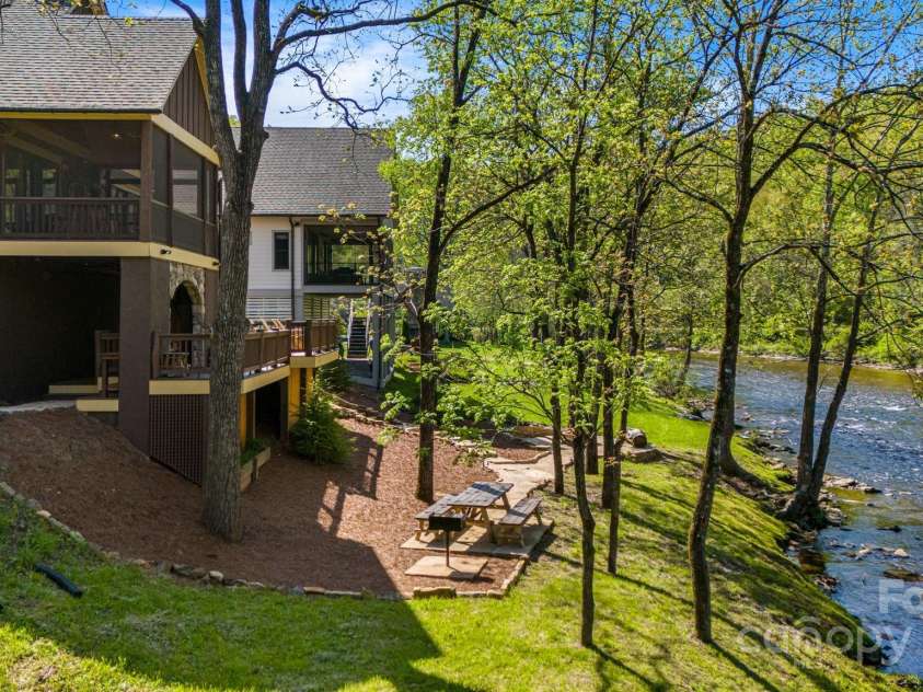 36 Chimney Stone Way, Cullowhee, NC 28723.  MLS# CAR4246484, YatesRealty ID 18966. 