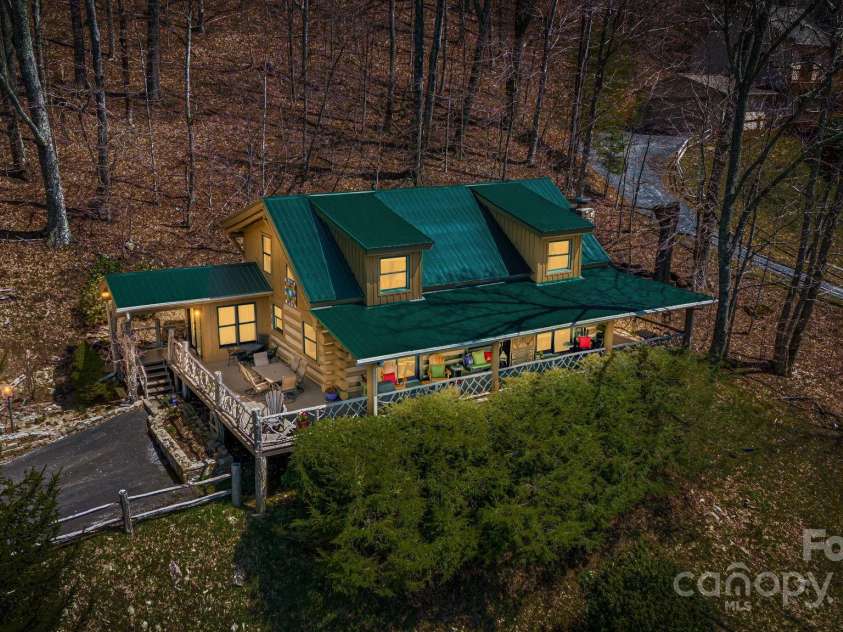 1873 El Miner Drive, Mars Hill, NC 28754.  MLS# CAR4251869, YatesRealty ID 18968. Bird's eye view.