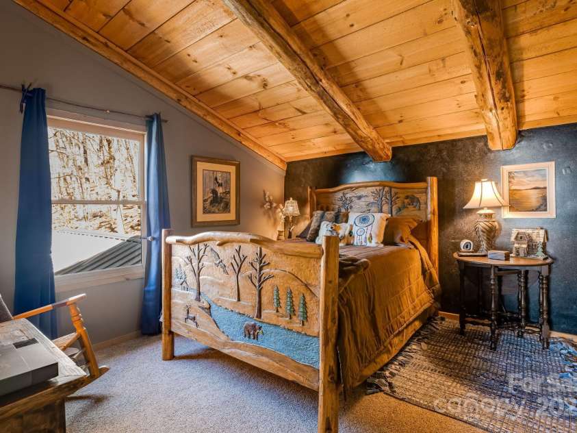 1873 El Miner Drive, Mars Hill, NC 28754.  MLS# CAR4251869, YatesRealty ID 18968. Upper level 2nd bedroom.