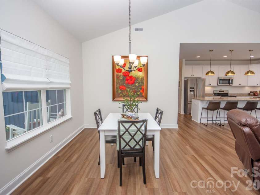 1686 Friendship Road, Statesville, NC 28625.  MLS# CAR4366086, YatesRealty ID 18969. 