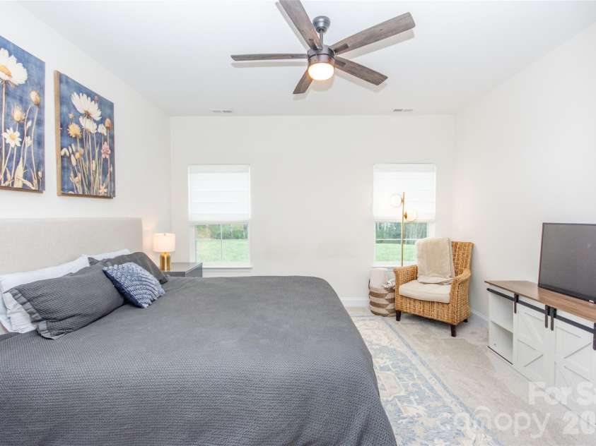 1686 Friendship Road, Statesville, NC 28625.  MLS# CAR4366086, YatesRealty ID 18969. 
