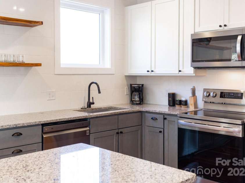 208 Ashby Cottage Lane, Woodfin, NC 28804.  MLS# CAR4233079, YatesRealty ID 1897. 