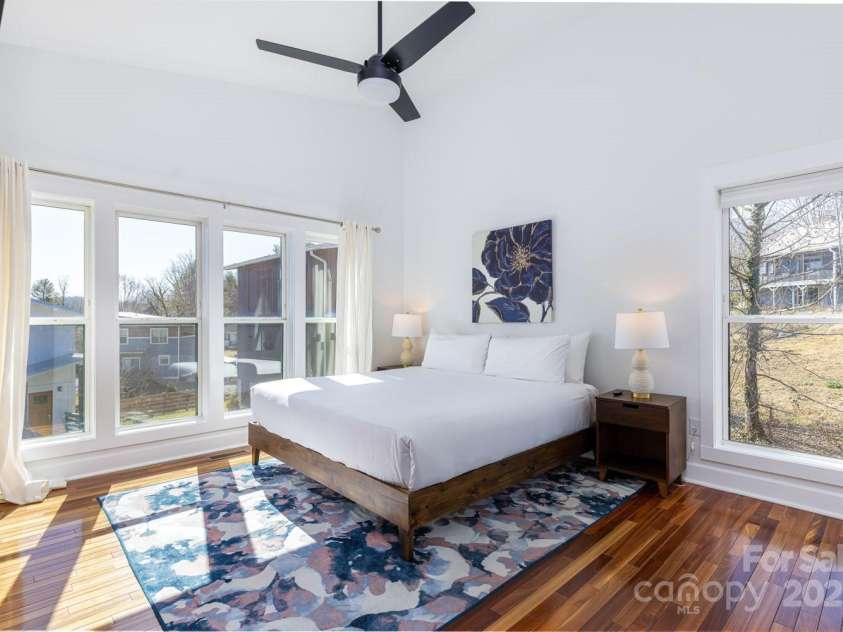 208 Ashby Cottage Lane, Woodfin, NC 28804.  MLS# CAR4233079, YatesRealty ID 1897. 