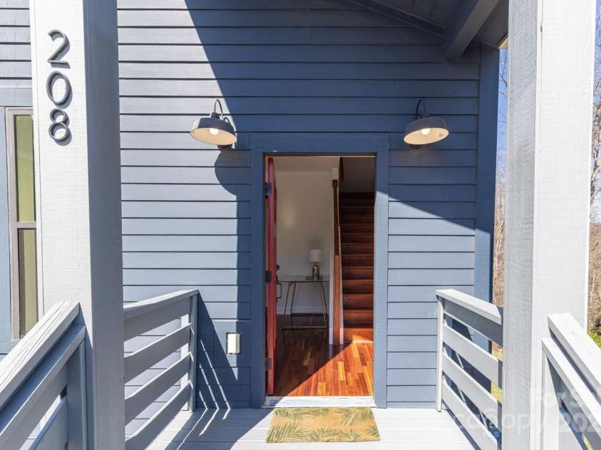 208 Ashby Cottage Lane, Woodfin, NC 28804.  MLS# CAR4233079, YatesRealty ID 1897. 