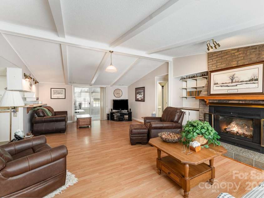5013 Friendship Circle Road, East Bend, NC 27018.  MLS# CAR4253908, YatesRealty ID 1897. 