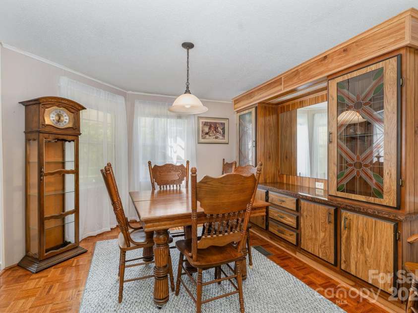 5013 Friendship Circle Road, East Bend, NC 27018.  MLS# CAR4253908, YatesRealty ID 1897. 