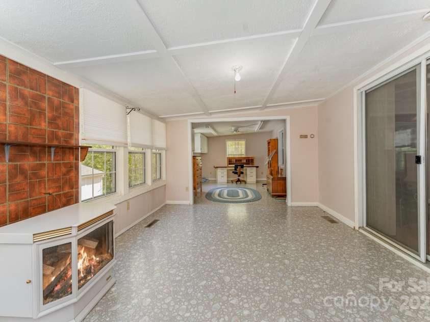 5013 Friendship Circle Road, East Bend, NC 27018.  MLS# CAR4253908, YatesRealty ID 1897. 
