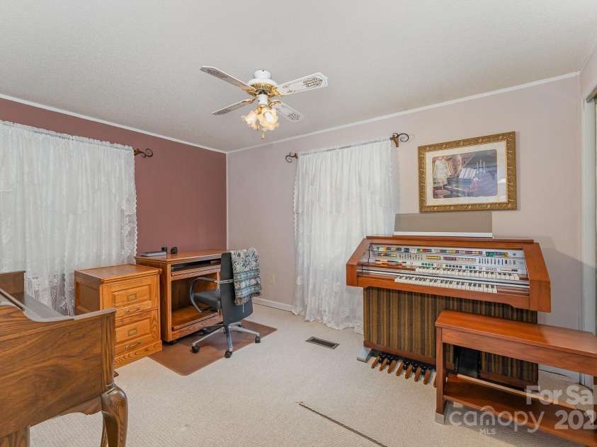 5013 Friendship Circle Road, East Bend, NC 27018.  MLS# CAR4253908, YatesRealty ID 1897. 