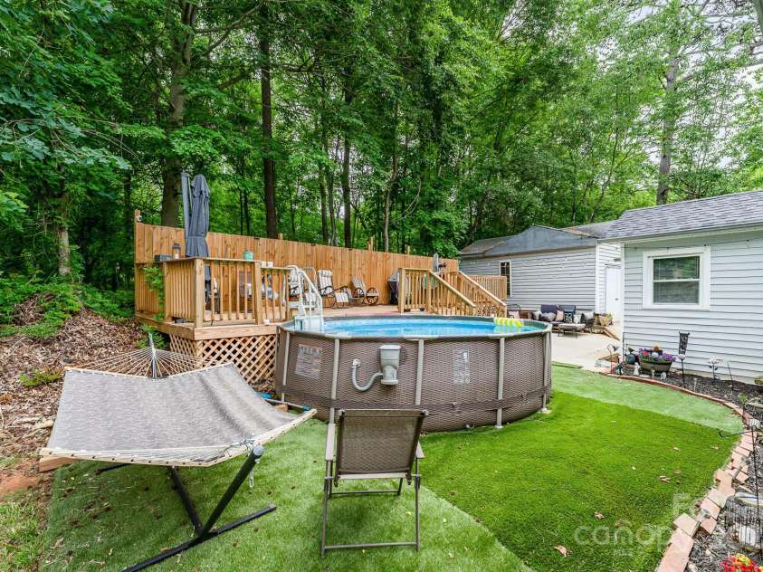 107 Oakland Road, Belmont, NC 28012.  MLS# CAR4260243, YatesRealty ID 18970. 