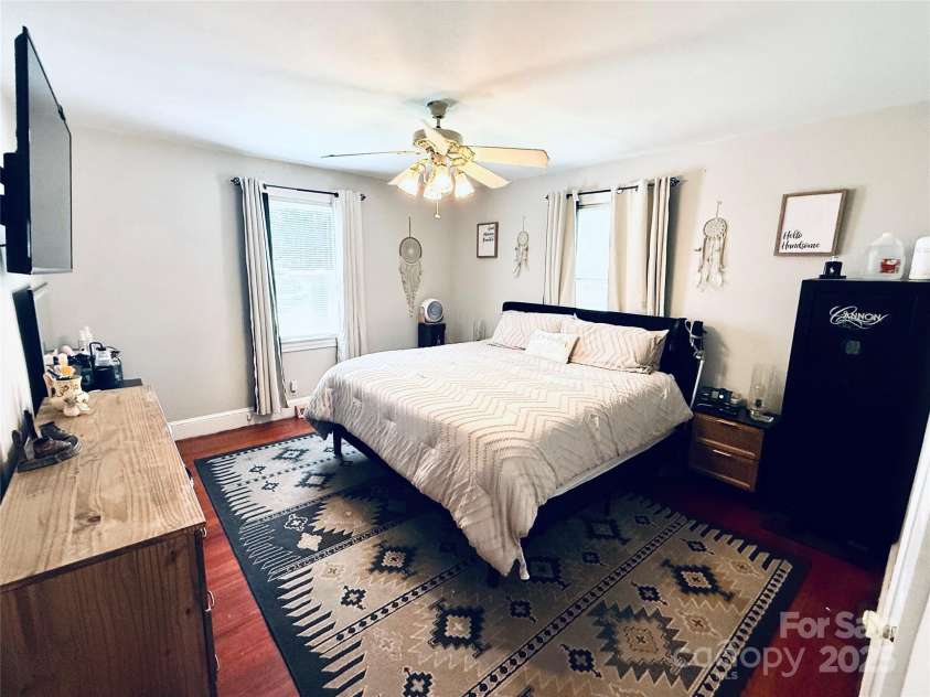 107 Oakland Road, Belmont, NC 28012.  MLS# CAR4260243, YatesRealty ID 18970. 