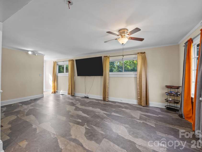 151 Corriher Avenue, Salisbury, NC 28144.  MLS# CAR4314788, YatesRealty ID 18970. 