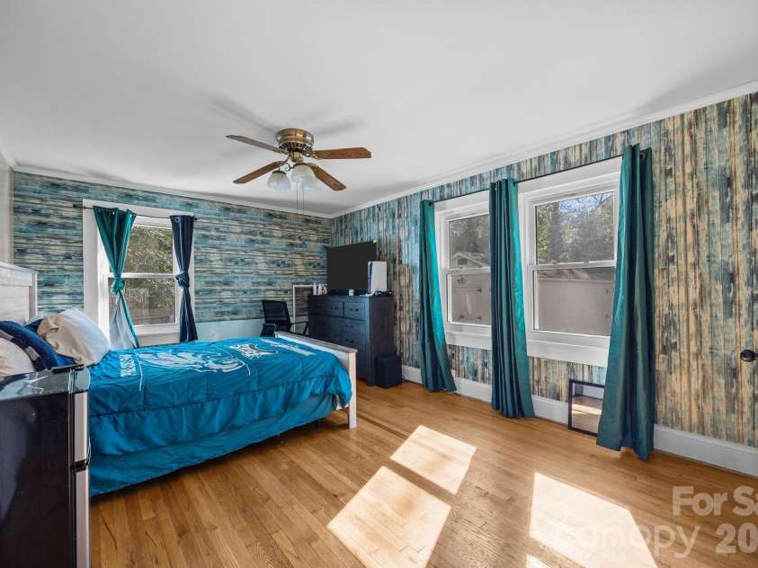 151 Corriher Avenue, Salisbury, NC 28144.  MLS# CAR4314788, YatesRealty ID 18970. 