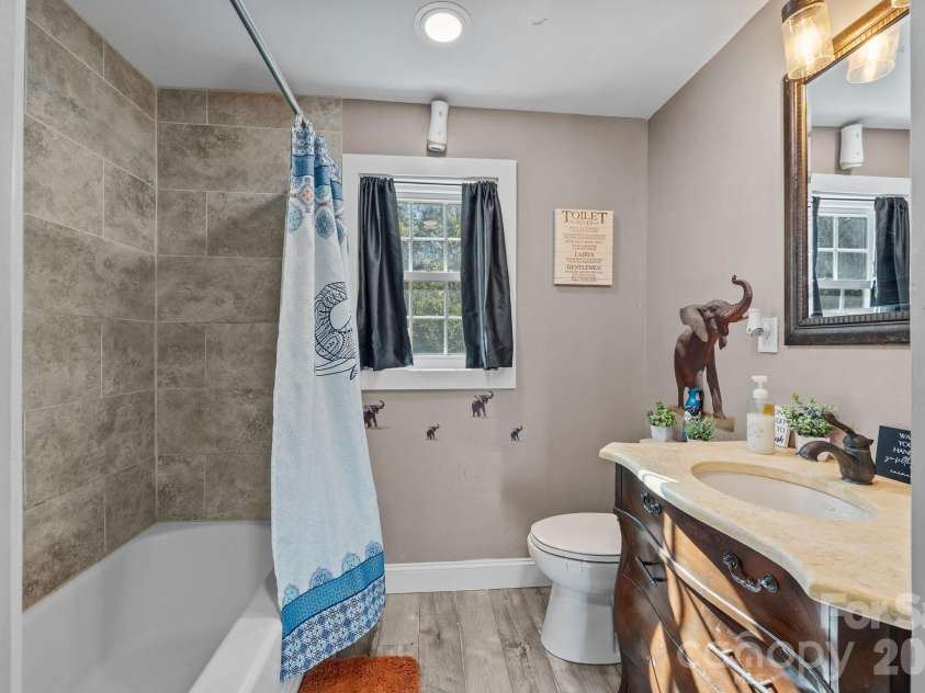 151 Corriher Avenue, Salisbury, NC 28144.  MLS# CAR4314788, YatesRealty ID 18970. 