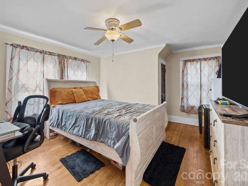 151 Corriher Avenue, Salisbury, NC 28144.  MLS# CAR4314788, YatesRealty ID 18970. 