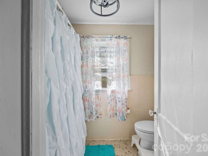 151 Corriher Avenue, Salisbury, NC 28144.  MLS# CAR4314788, YatesRealty ID 18970. 