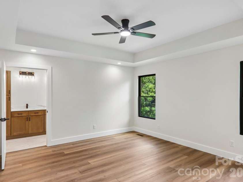 124 Main Street, Mars Hill, NC 28754.  MLS# CAR4375726, YatesRealty ID 18973. Primary Bedroom