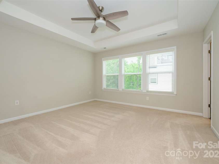 604 TUDOR PARK Way, Charlotte, NC 28211.  MLS# CAR4248615, YatesRealty ID 18974. Primary Suite Two