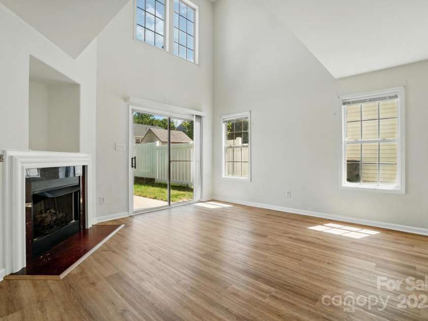 8605 Sawleaf Court, Charlotte, NC 28215.  MLS# CAR4263446, YatesRealty ID 18975. 