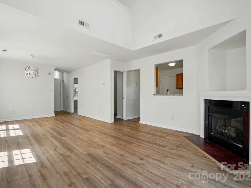 8605 Sawleaf Court, Charlotte, NC 28215.  MLS# CAR4263446, YatesRealty ID 18975. 