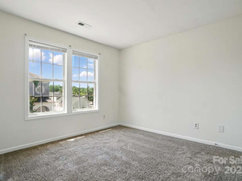 8605 Sawleaf Court, Charlotte, NC 28215.  MLS# CAR4263446, YatesRealty ID 18975. 