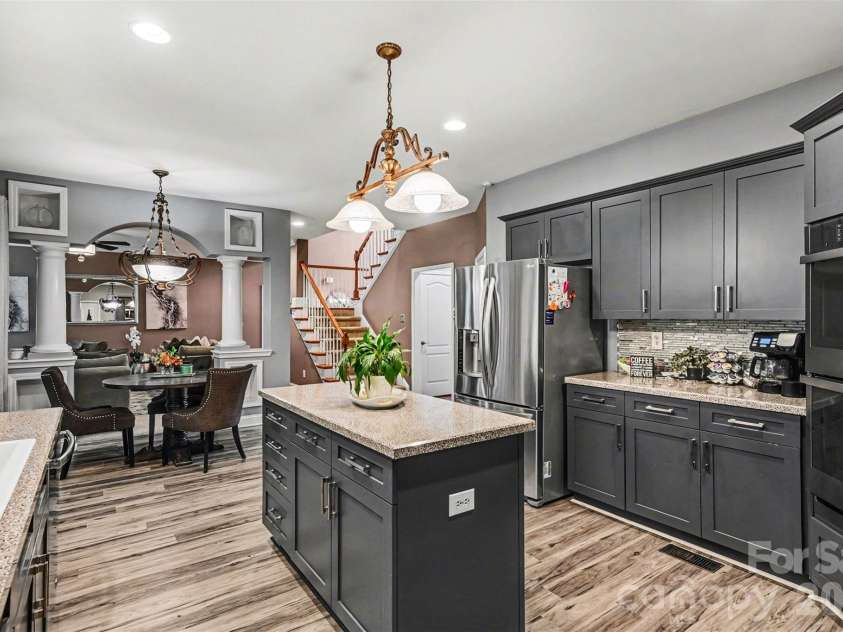 9811 Julliard Drive, Mint Hill, NC 28227.  MLS# CAR4365718, YatesRealty ID 18976. 