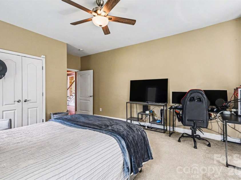 9811 Julliard Drive, Mint Hill, NC 28227.  MLS# CAR4365718, YatesRealty ID 18976. 