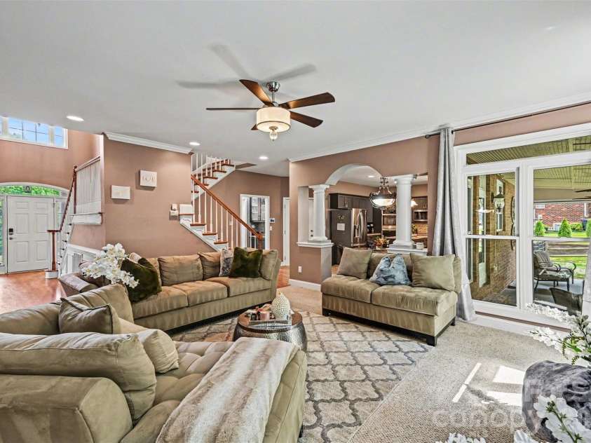 9811 Julliard Drive, Mint Hill, NC 28227.  MLS# CAR4365718, YatesRealty ID 18976. 