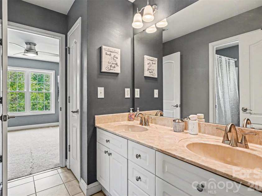 9811 Julliard Drive, Mint Hill, NC 28227.  MLS# CAR4365718, YatesRealty ID 18976. 