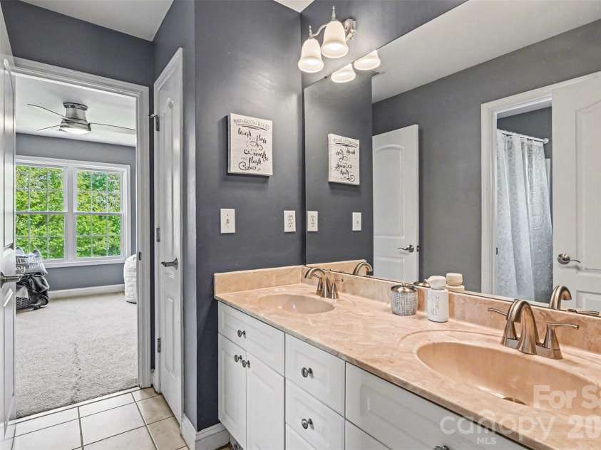 9811 Julliard Drive, Mint Hill, NC 28227.  MLS# CAR4365718, YatesRealty ID 18976. 