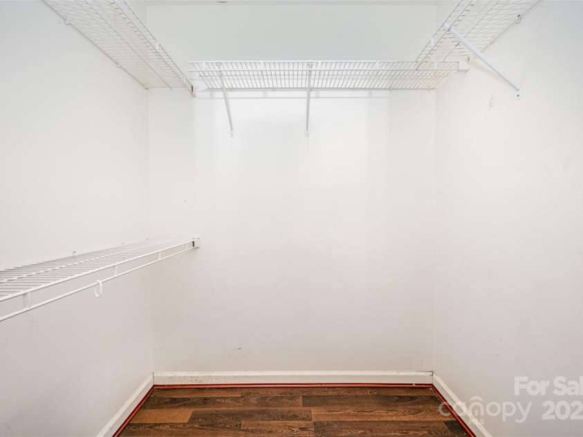 1802 Deer Street, Charlotte, NC 28214.  MLS# CAR4265811, YatesRealty ID 18977. 