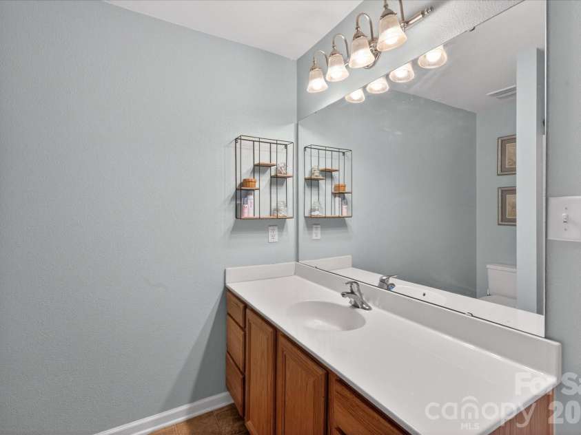 3066 Priory Ridge Drive, Fort Mill, SC 29707.  MLS# CAR4349645, YatesRealty ID 18977. 