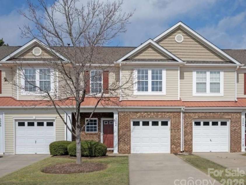 3066 Priory Ridge Drive, Fort Mill, SC 29707.  MLS# CAR4349645, YatesRealty ID 18977. Welcome to 3066 Priory Ridge!