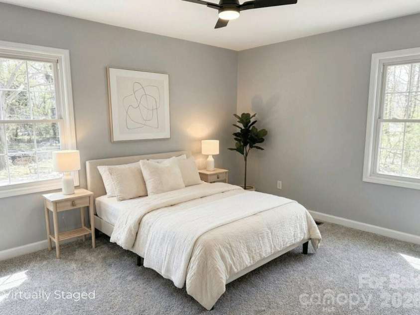 1423 Chelveston Drive, Charlotte, NC 28208.  MLS# CAR4362432, YatesRealty ID 18979. 