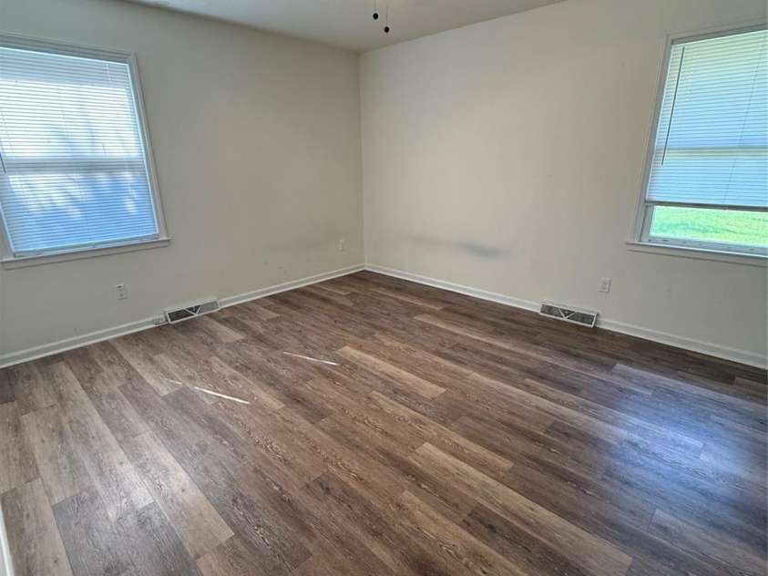 629 Belmorrow Drive, Charlotte, NC 28214.  MLS# CAR4247831, YatesRealty ID 18979. 