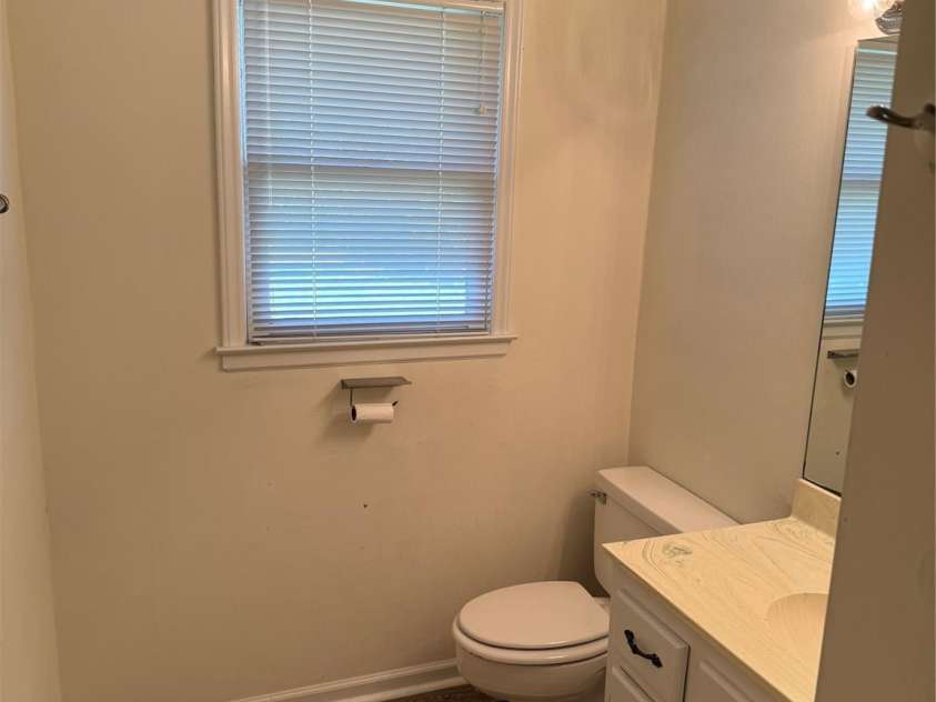 629 Belmorrow Drive, Charlotte, NC 28214.  MLS# CAR4247831, YatesRealty ID 18979. 