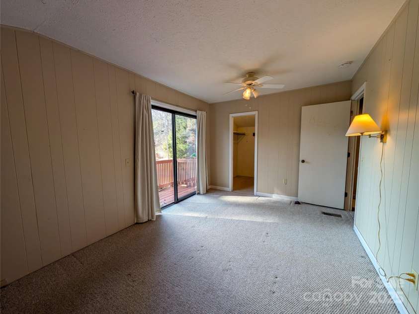 455 Rocky Springs Heights, Burnsville, NC 28714.  MLS# CAR4217195, YatesRealty ID 1898. 