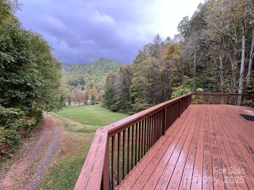 8020 Meadow Fork Road, Hot Springs, NC 28743.  MLS# CAR4306581, YatesRealty ID 1898. Main Lodge view