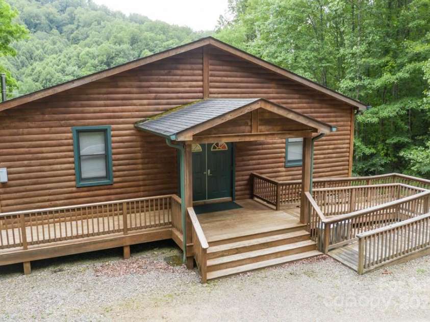 8020 Meadow Fork Road, Hot Springs, NC 28743.  MLS# CAR4306581, YatesRealty ID 1898. Multipurpose building (