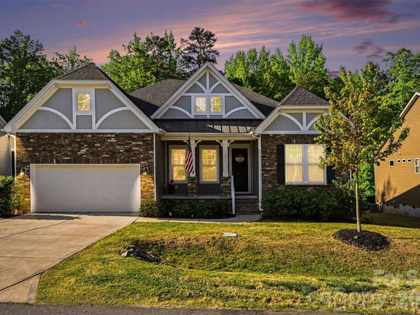 1033 Moonlight Mist Road, Belmont, NC 28012.  MLS# CAR4368585, YatesRealty ID 18980. 