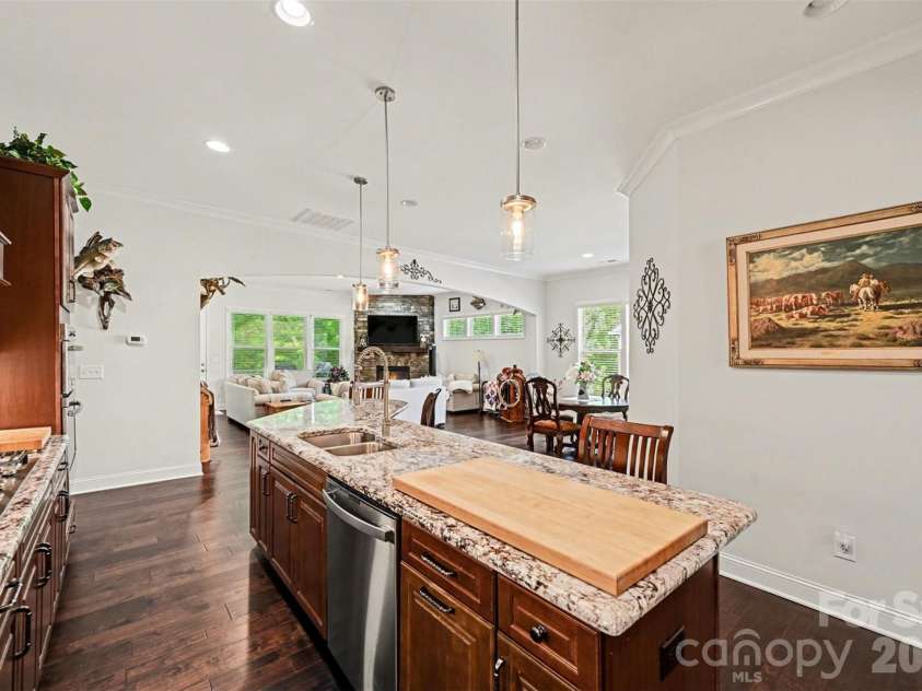 1033 Moonlight Mist Road, Belmont, NC 28012.  MLS# CAR4368585, YatesRealty ID 18980. 