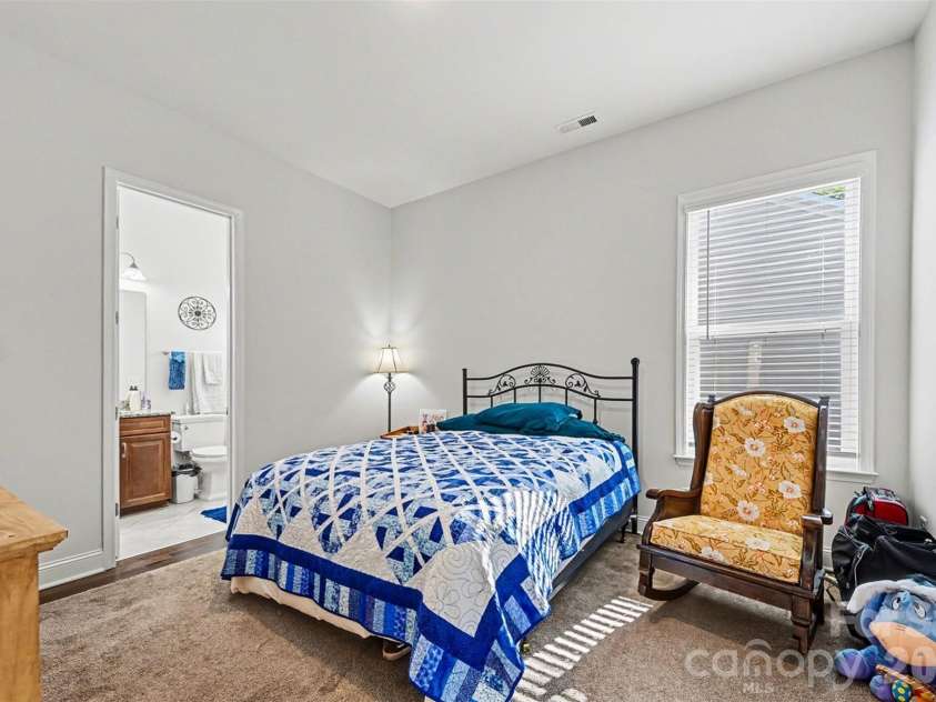 1033 Moonlight Mist Road, Belmont, NC 28012.  MLS# CAR4368585, YatesRealty ID 18980. 