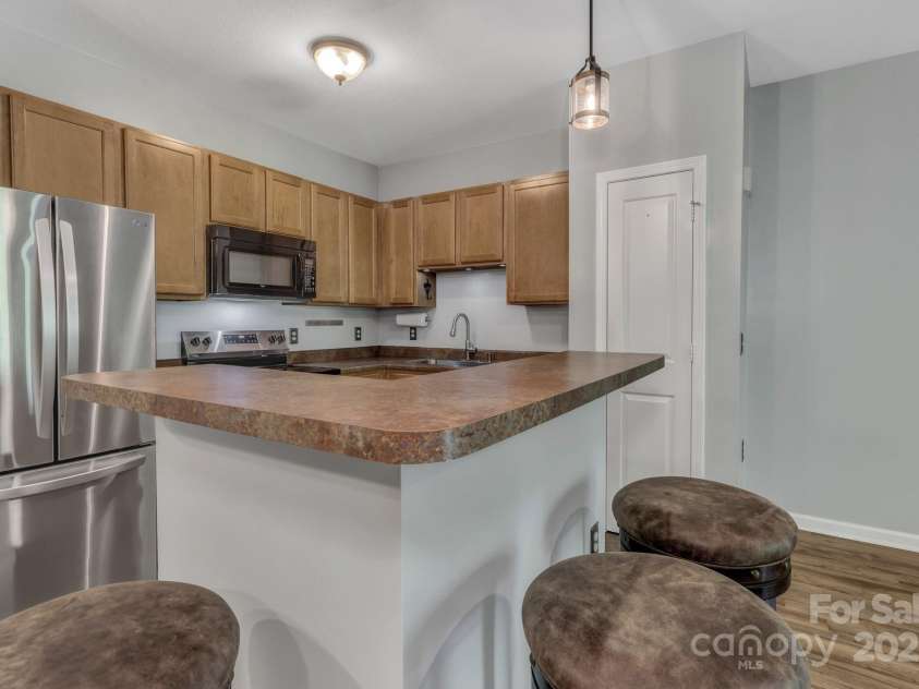 176 Brickton Village Circle, Fletcher, NC 28732.  MLS# CAR4265442, YatesRealty ID 18980. 