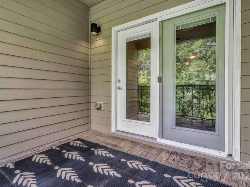 176 Brickton Village Circle, Fletcher, NC 28732.  MLS# CAR4265442, YatesRealty ID 18980. 